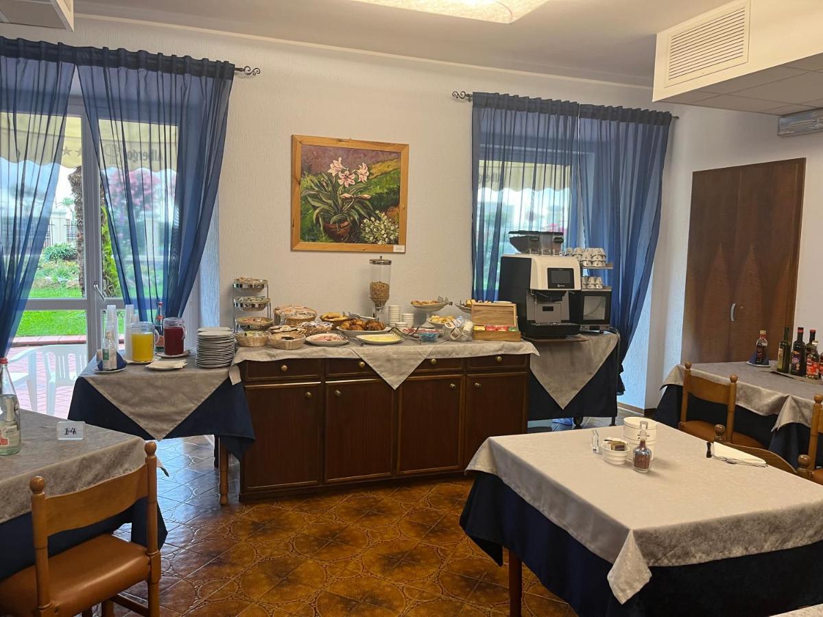 Albergo Mp Ноли Екстериор снимка