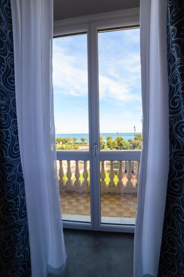 Albergo Mp Ноли Екстериор снимка