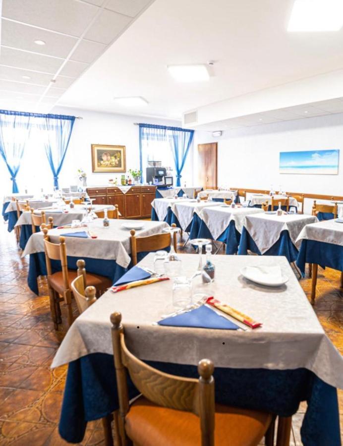 Albergo Mp Ноли Екстериор снимка