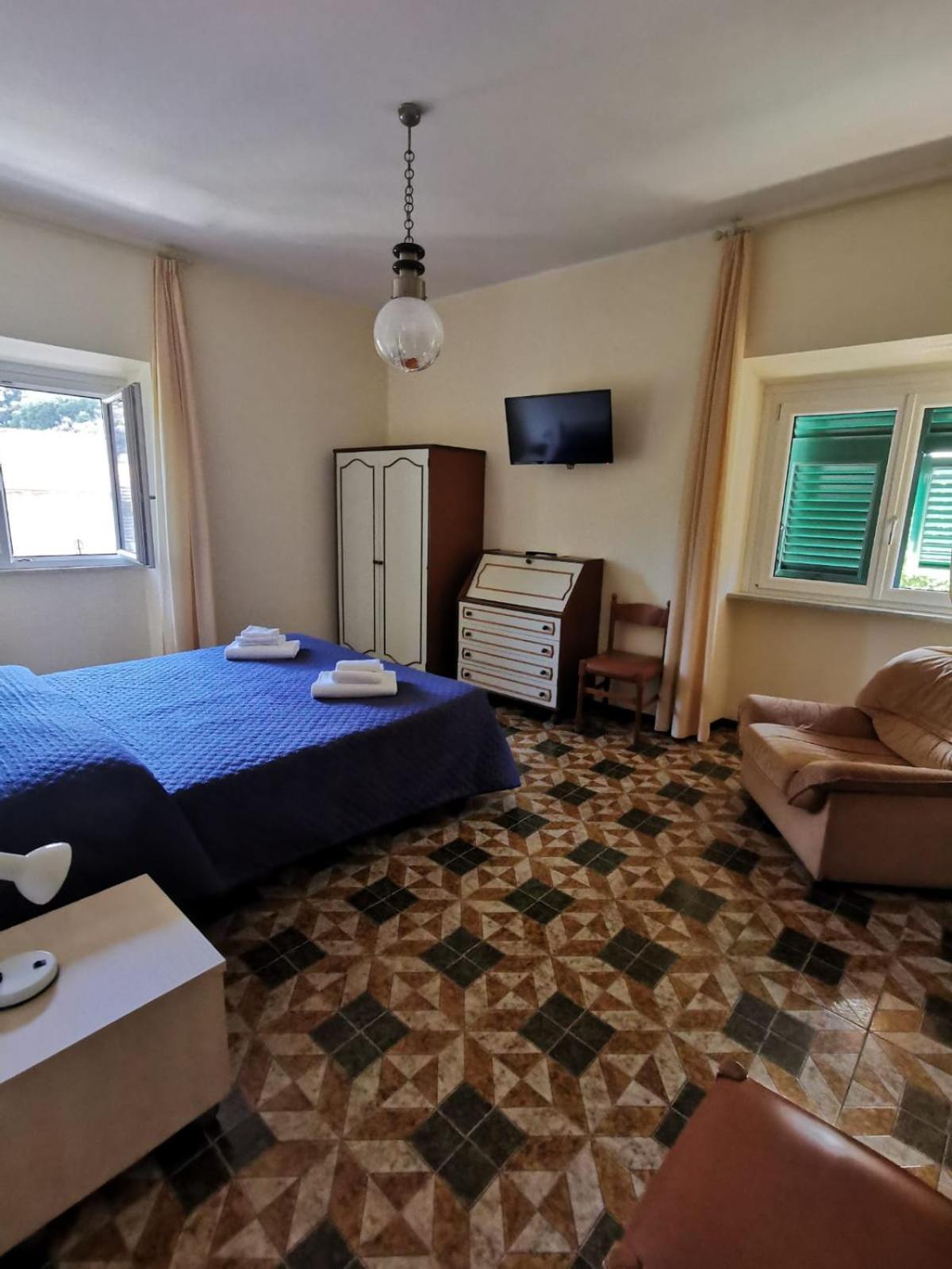Albergo Mp Ноли Екстериор снимка
