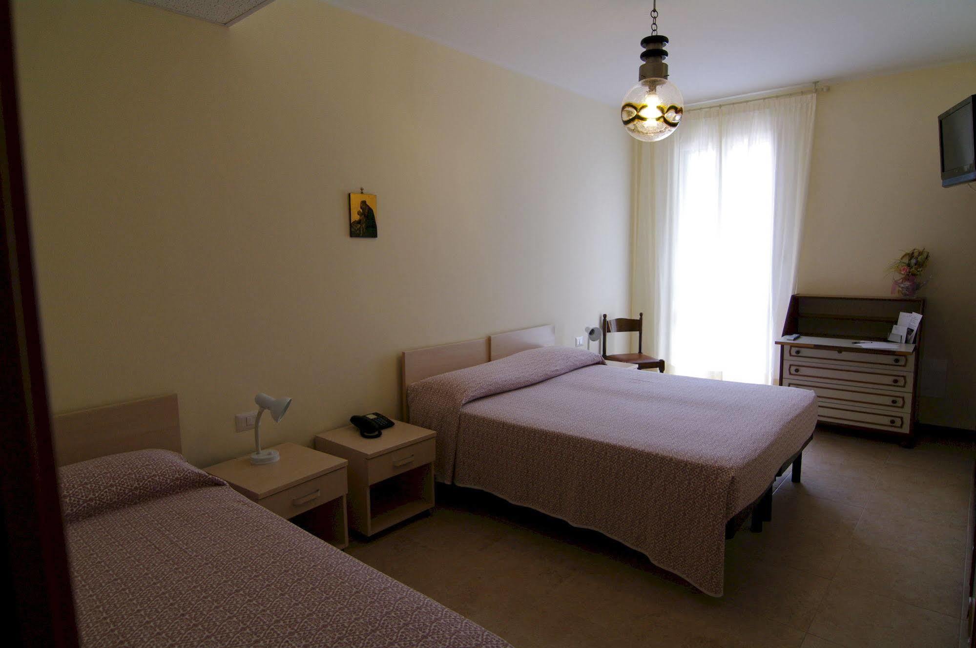 Albergo Mp Ноли Екстериор снимка
